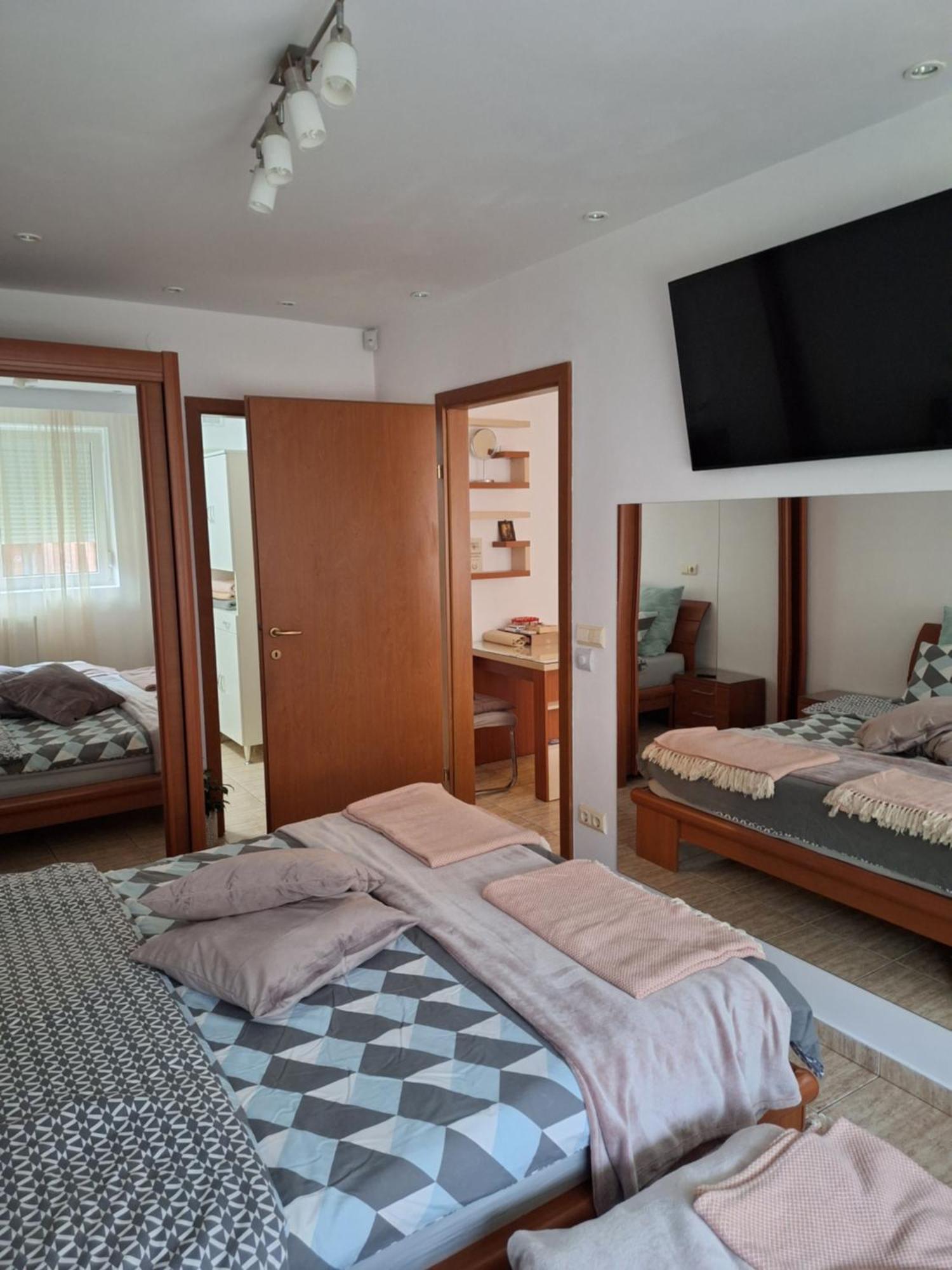 Apartament Casa Dia 1 ซีบิว ภายนอก รูปภาพ